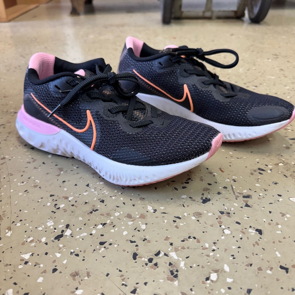 Nike Women’s Black and Pink Running Shoes